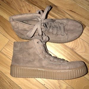 Qupid high rise sneakers